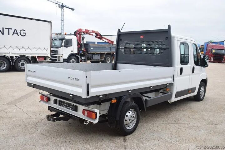 Platform van çift kabin Peugeot Boxer 2.2 L -130 pk -