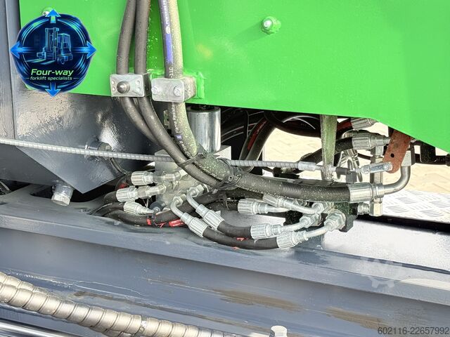čtyřcestný vysokozdvižný vozík Combilift C5000XL DIESEL TRIPLEX 5550 FREE-LIFT