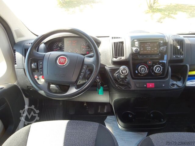 Furgonetka pick-up FIAT Ducato Maxi Doka Pritsche Fassi Ladekran
