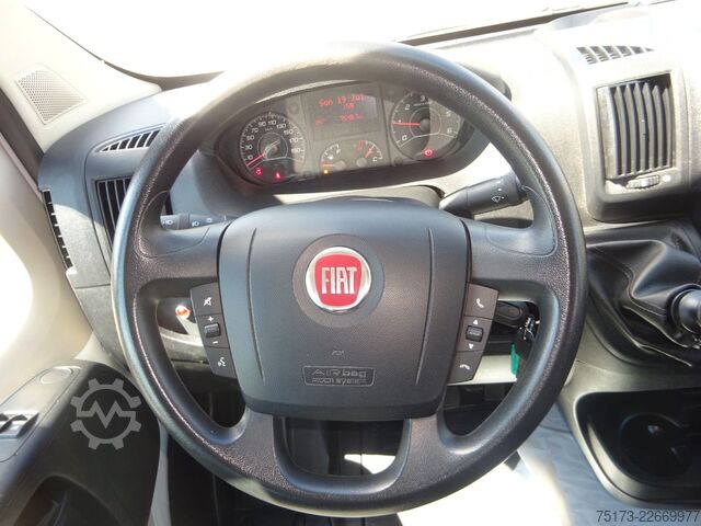 Furgonetka pick-up FIAT Ducato Maxi Doka Pritsche Fassi Ladekran