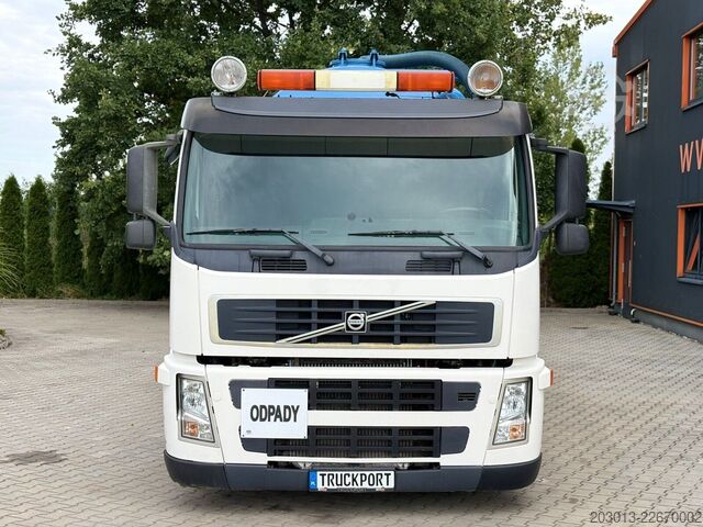 Vakuumtanktankvogn VOLVO FM330 6x2/2 Euro 5 LL Kanalreiniger 15000L