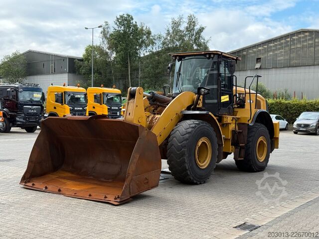 Pala gommata CATERPILLAR 962M Radlader 20,2 Ton *Schaufel
