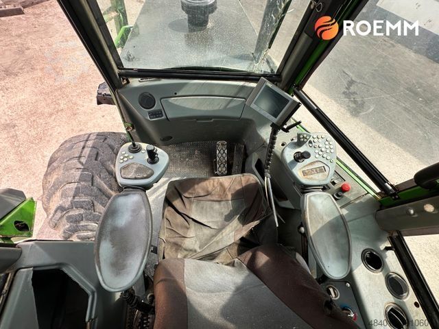 Forstfahrzeuge John Deere 1110 D*KRAN CF572 10 Meter