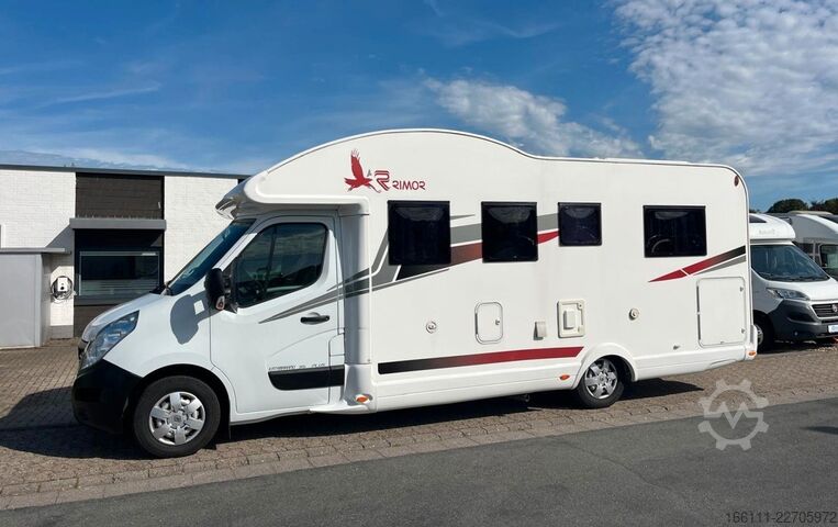Teilintegriertes Wohnmobil RIMOR Katamarano 95 Plus - Hub/Einzelbetten - Klima -