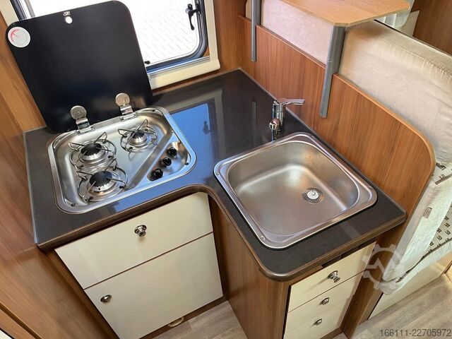 Teilintegriertes Wohnmobil RIMOR Katamarano 95 Plus - Hub/Einzelbetten - Klima -