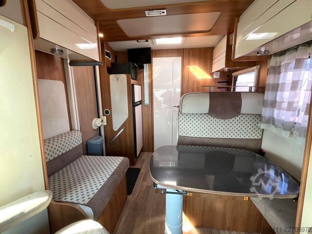Teilintegriertes Wohnmobil RIMOR Katamarano 95 Plus - Hub/Einzelbetten - Klima -