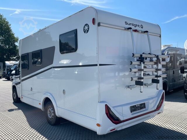 Półzintegrowany kamper SUNLIGHT T 67S | Hubbett,Markise,Solar,RFK