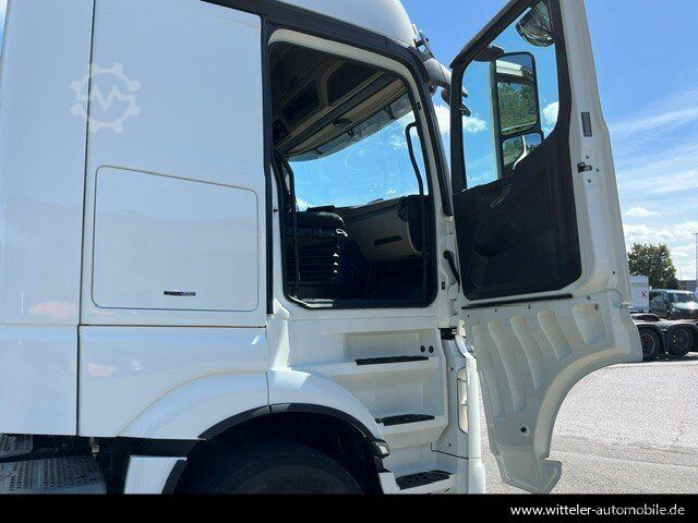Standardowy ciągnik siodłowy MERCEDES-BENZ Actros 1848 LS Big Öl-Retarder*Luft*199.000 km !