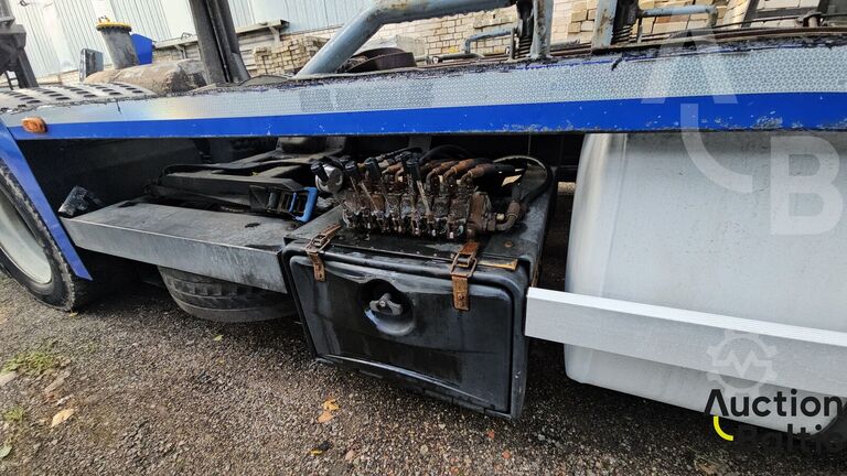 Scania P 380 Scania P 380