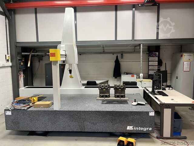 Nikon Integra 25-10-8 vertical coordinate measuring machine Nikon Integra 25-10-8