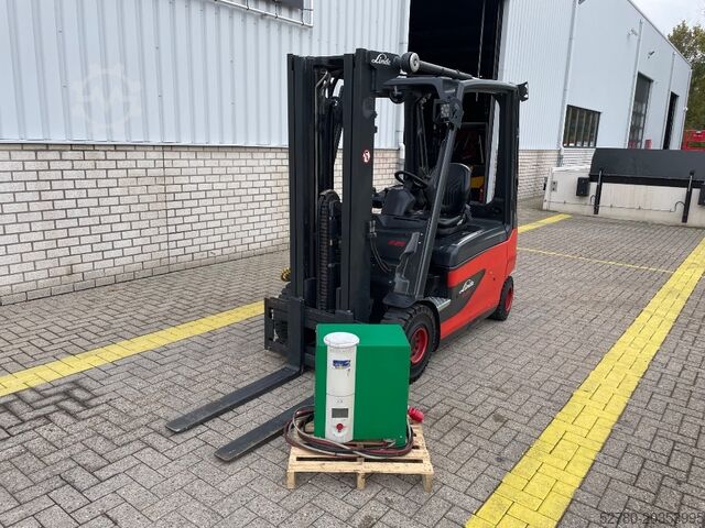 Chariot élévateur Linde E 25 L-01