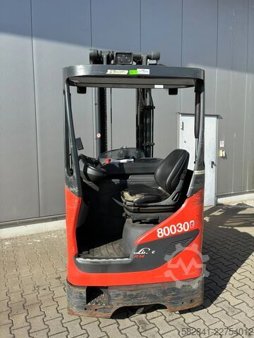 Stivuitoare cu catarg retractabil LINDE R 14 G