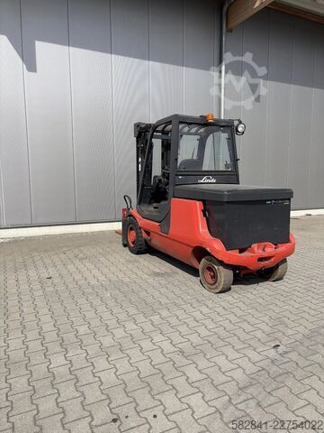 Elektro viljuškar sa četiri točka LINDE E 48 P