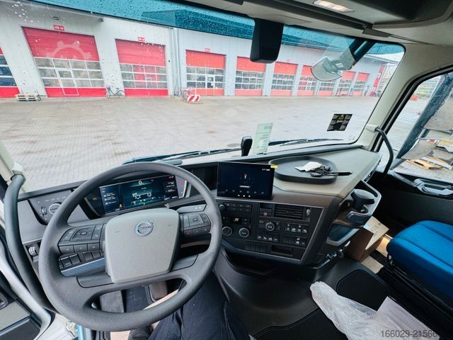 Zware vrachtwagen VOLVO Volvo FH 500 8x4 Kran F705 R.2.7 L436 V20 NEUES