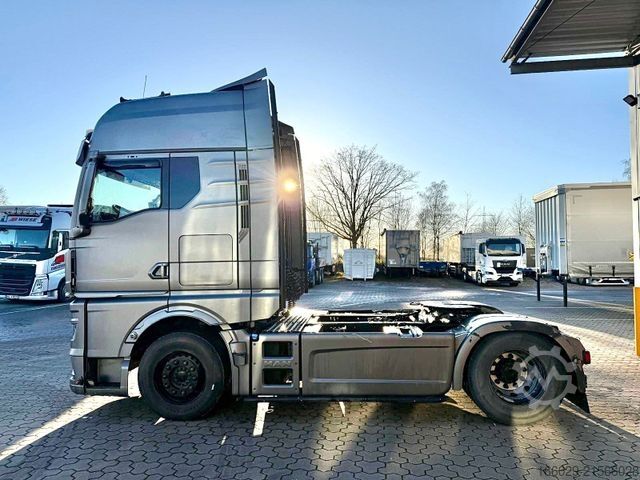 Standaard trekker MAN TGX 18.510 Top Ausstattung Schubboden Hydraulik