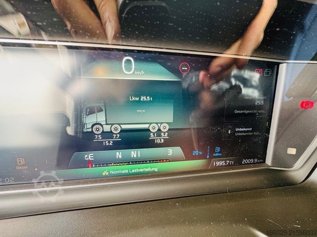 Zware vrachtwagen VOLVO FH 500 8x4 Kran F710 RA2.27 Jib & Winde Sofort