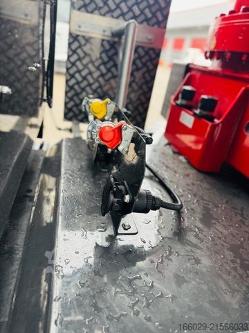 Zware vrachtwagen VOLVO FH 500 8x4 Kran F710 RA2.27 Jib & Winde Sofort