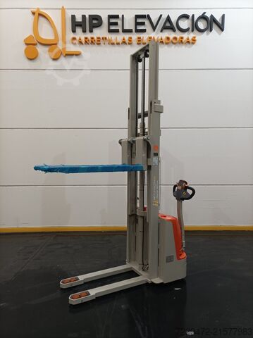 Carretilla elevadora de pasillo estrecho JLP Lift Truck 