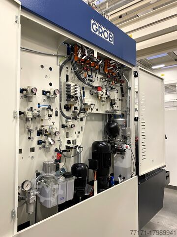Machining center GROB G550 access-SERIE