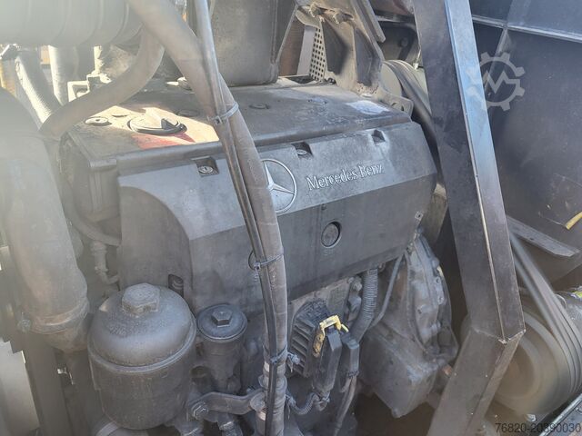 Straatveger Renault Midlum 270 dwa silniki