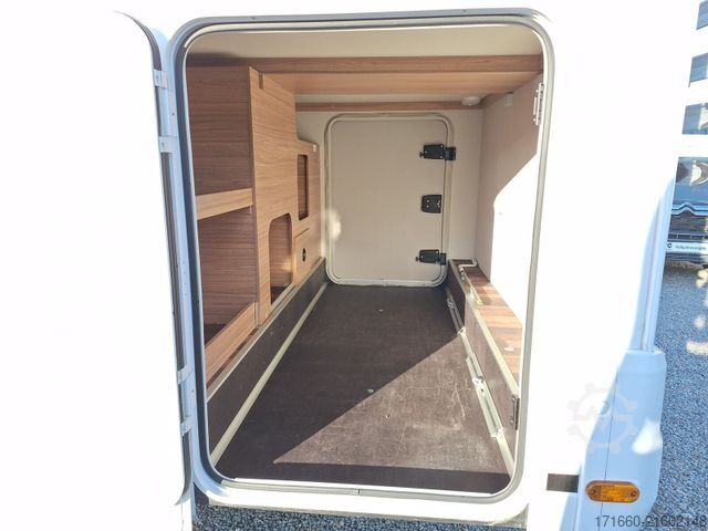 Integrated camper WEINSBERG CaraCore 700 MEG Light