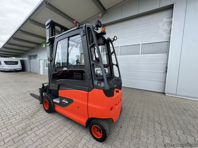 Elétrico – 4 rodas Linde E30/600HL