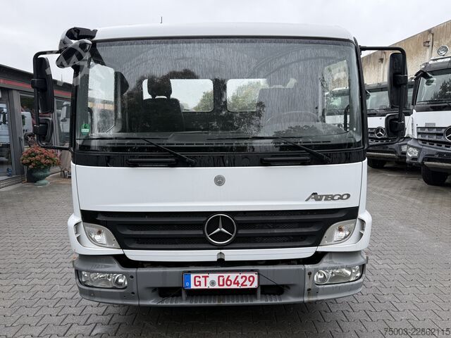 Fourgon pick-up Mercedes-Benz Atego 813