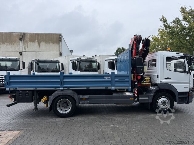 Camion plateau Mercedes-Benz Atego 1623 4X2 Kran Fassi F135