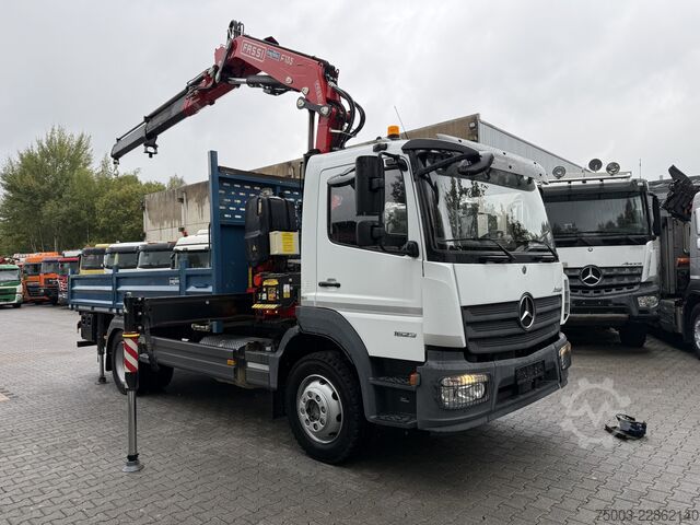 Camion plateau Mercedes-Benz Atego 1623 4X2 Kran Fassi F135