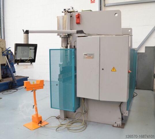 Afkantpers Beyeler PR4