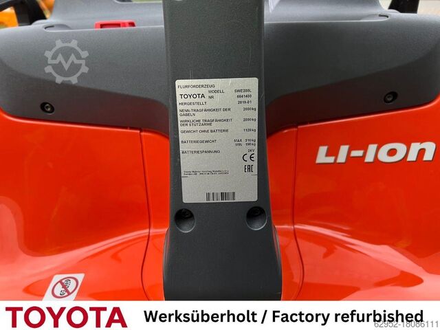 High Lift stacker Toyota SWE 200 L