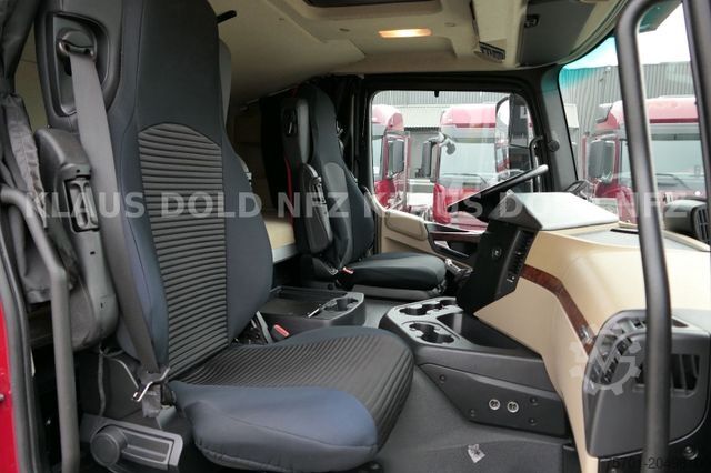 Autószállító teherautó MERCEDES-BENZ Actros 2443 Retarder Kässbohrer Supertrans