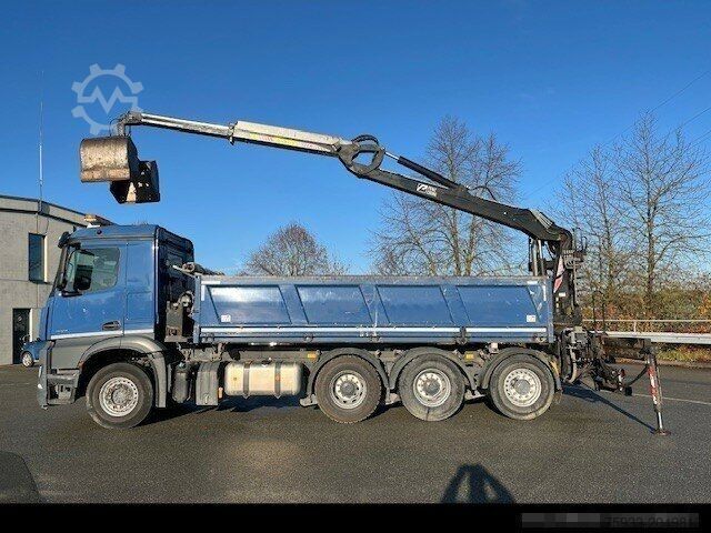 Camion à usage spécial MERCEDES-BENZ Arocs 3251 L 8x4 Kipper+Penz 12L8 40R+Lift+Lenk