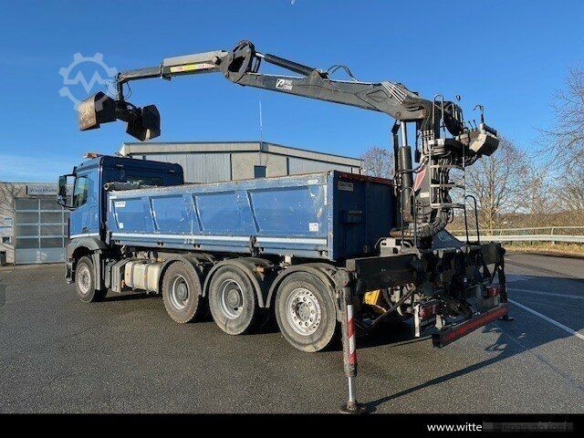 Camion à usage spécial MERCEDES-BENZ Arocs 3251 L 8x4 Kipper+Penz 12L8 40R+Lift+Lenk