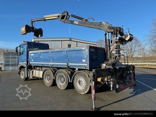 Grue montée sur camion MERCEDES-BENZ Arocs 3251 L 8x4 Kipper+Penz 12L8 40R+Lift+Lenk
