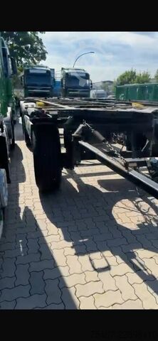 Reboque de carroçaria intercambiável KRONE 27CF2 Achsen 3 auf Wunsch Brücke