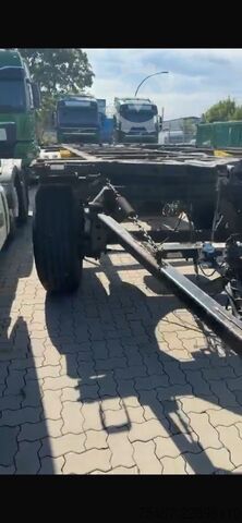 Reboque de carroçaria intercambiável KRONE 27CF2 Achsen 3 auf Wunsch Brücke