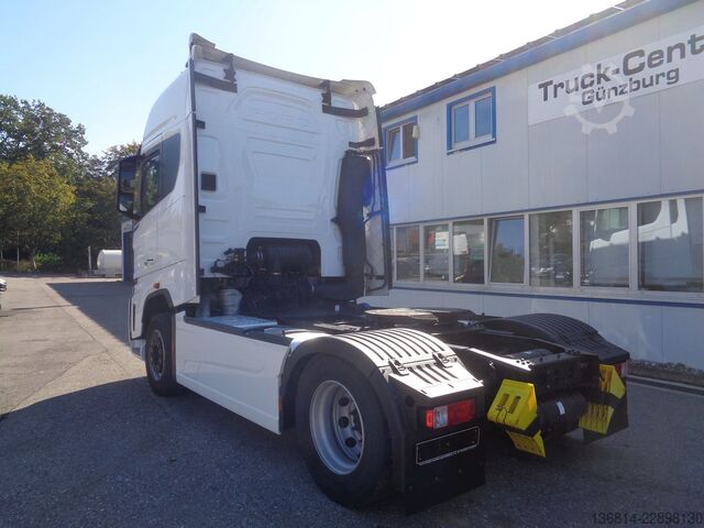 Tractora standard FORD F-Max 500 ZF-Intarder 2 x Tank ACC