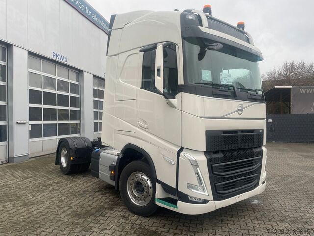 Standardowy ciągnik siodłowy VOLVO FH 500 Globetrotter/Standklima/Alufelgen/NA