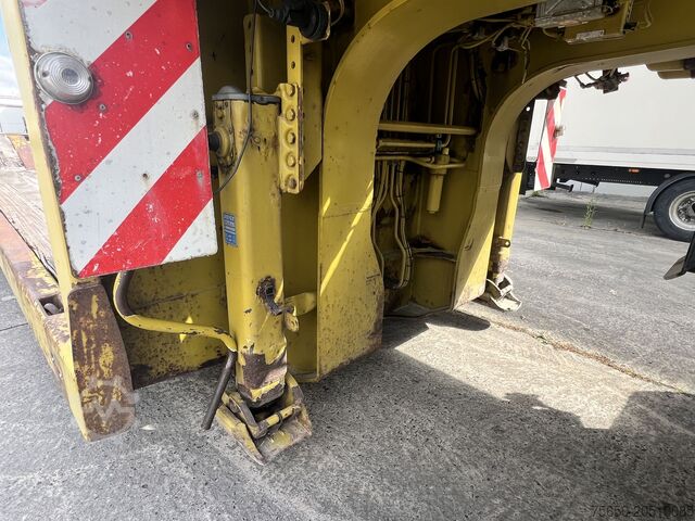 Semirremolque de plataforma baja LANGENDORF SATBUE 30/38 3 Achs Tiefbett- Satteltieflader