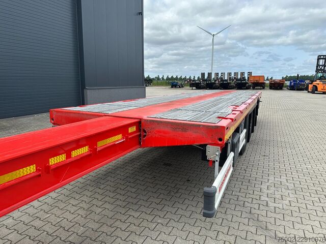 Remorque à plate-forme Kässbohrer LOWBED new and unused Heavy-Duty flatbed / 690c...