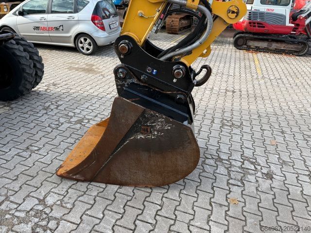 Mobile excavator CATERPILLAR M318 NEW GEN OQ65 ZS Klima 180° TOP