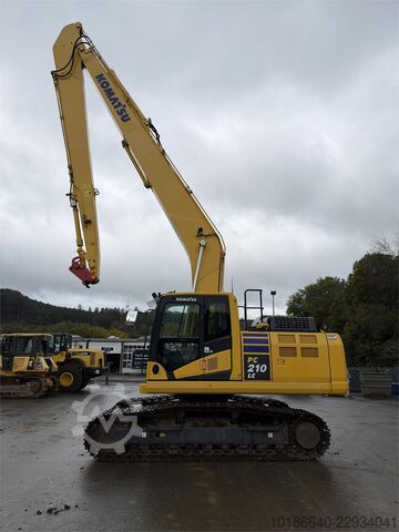 Komatsu PC210LC-11 Komatsu PC210LC-11