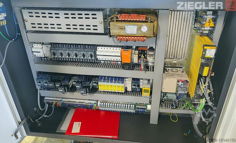 Centrum tokarskie + podajnik prętów Ergomat TNG 32 + LNS Sprint 552