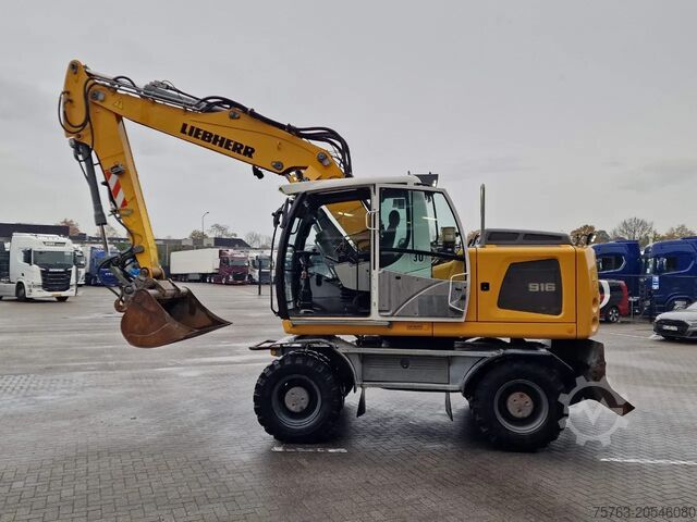 Mobiele graafmachine Liebherr A916 - 110 KW - Central Greasing - Camera