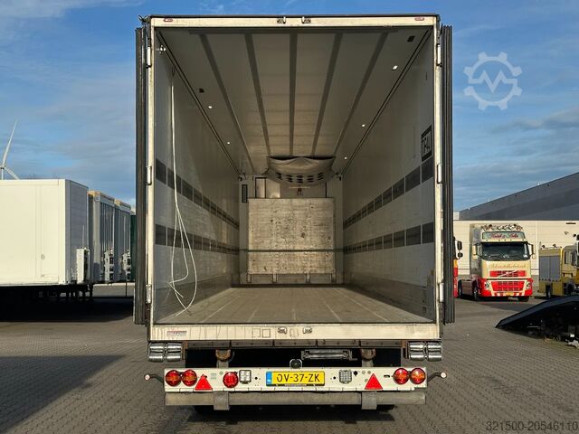 Gekoeld/bevroren transport Schmitz Cargobull Thermo King SLXi 300 only 3748 hours / Disc Brakes