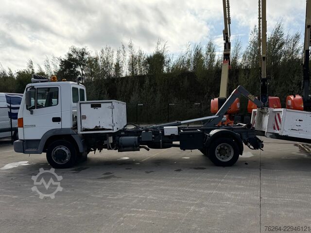 System ramion hakowych Nissan Atleon 210 12t HAAKSYSTEEM