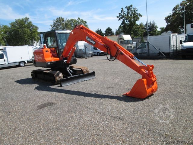 Miniescavatore DOOSAN DX60*38 KW*YANMAR MOTOR*