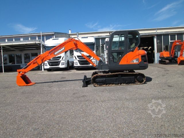 Miniescavatore DOOSAN DX60*38 KW*YANMAR MOTOR*