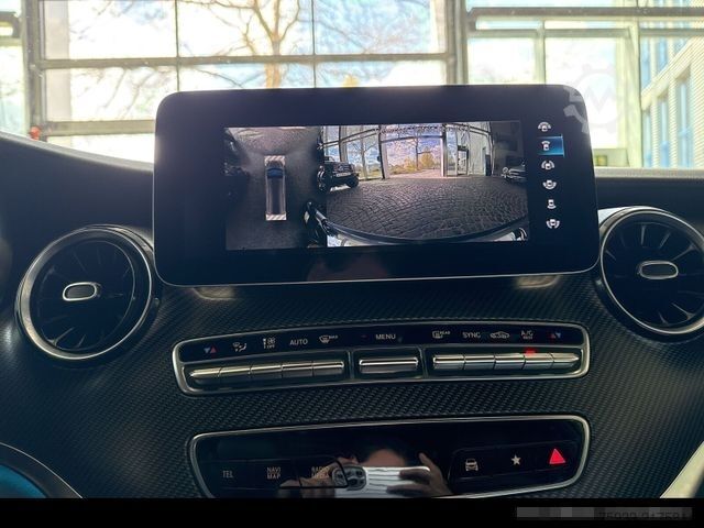 Minibüs MERCEDES-BENZ V 300d Avantgarde 4MATIC AMG PANO+360°+DISTRONIC
